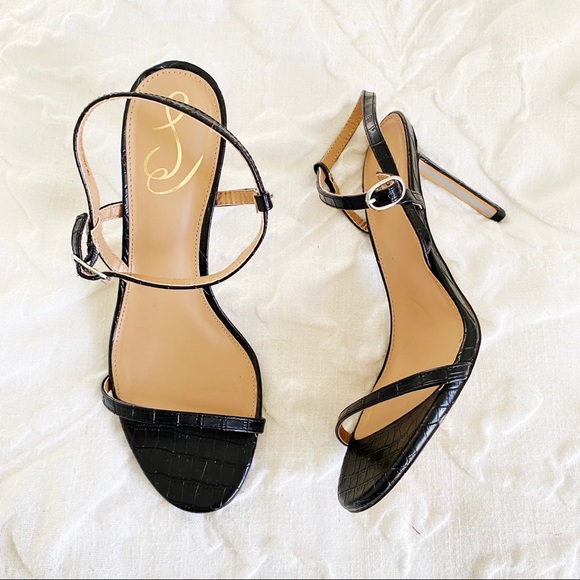 Sam Edelman Doran Strappy Heeled Sandal
New $130 - Picture 2 of 9